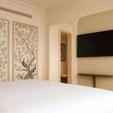 De Montesquieu Hotel 5*