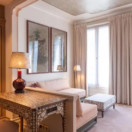 Отель De Montesquieu