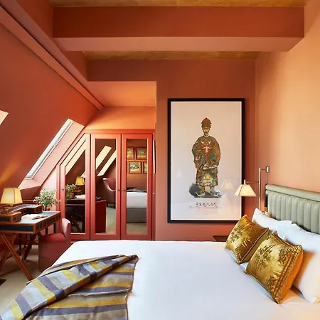 De Montesquieu 5* Париж