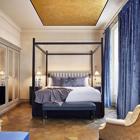 Отель De Montesquieu 5*