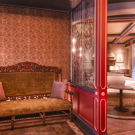 酒店 De Montesquieu 5*