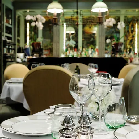 Отель De Montesquieu