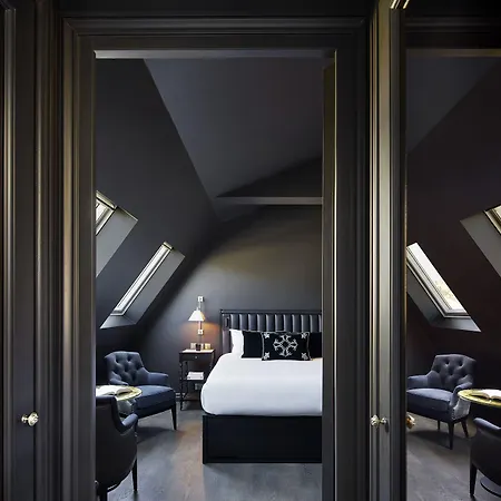 De Montesquieu 5* Париж