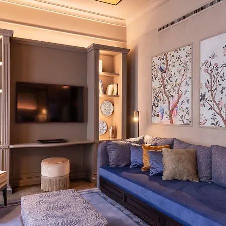 De Montesquieu 5* Париж