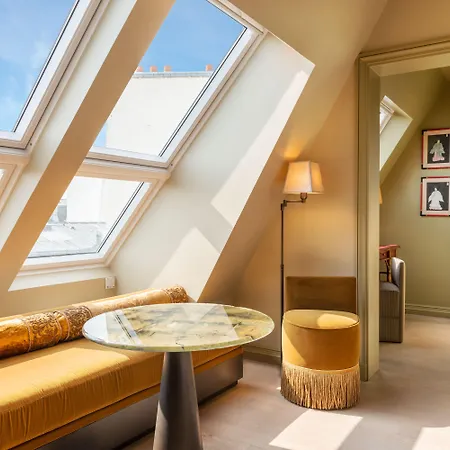 Hotel De Montesquieu Paris