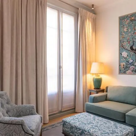 De Montesquieu ホテル