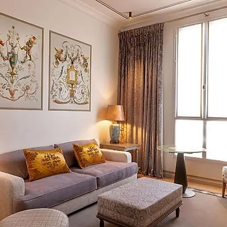 De Montesquieu 5* Paris
