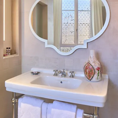 De Montesquieu Hotel Paris
