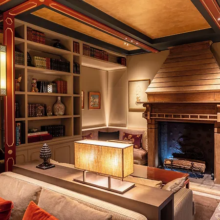 De Montesquieu 5* Paris