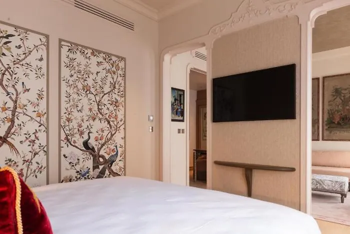 De Montesquieu Paris